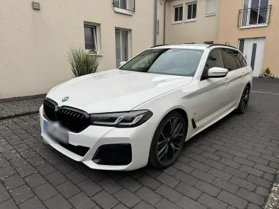 Gebraucht BMW 520 M Sport 190 PS (139 kW) 2020 Weiß Kombi