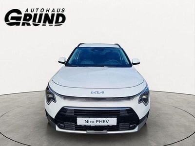 Second-hand Kia Niro Spirit 180 CP (132 kW) 2024 Alb SUV
