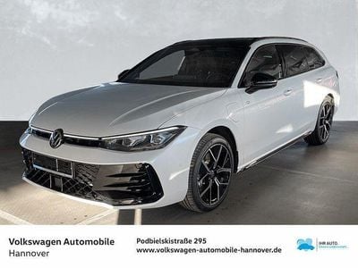 Neu VW Passat R-line 177 PS (130 kW) 2026 Weiß Limousine