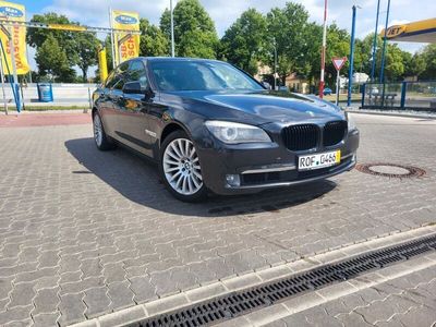 BMW 740