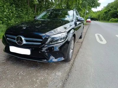 Gebraucht Mercedes C200 184 PS (135 kW) 2019 Schwarz Limousine