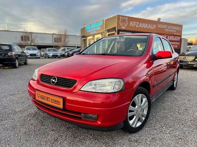 Gebraucht Opel Astra 105 PS (77 kW) 2008 Rot Limousine