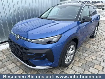Ny VW T-Roc Style 150 HK (110 kW) 2026 Blå SUV