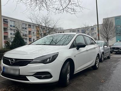 Weiß Gebraucht 2021 Opel Astra Kombi | 13.000 € (Fairer Preis)