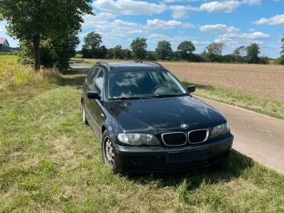 Gebraucht BMW 318 143 PS (105 kW) 2003 Schwarz Kombi
