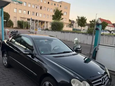 Gebraucht Mercedes CLK200 163 PS (119 kW) 2006 Schwarz Coupé