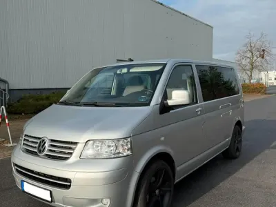 Gebraucht VW T5 131 PS (96 kW) 2005 Silber Van