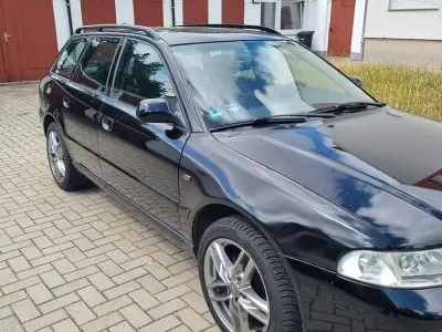 Gebraucht Audi A4 101 PS (74 kW) 1999 Schwarz Kombi