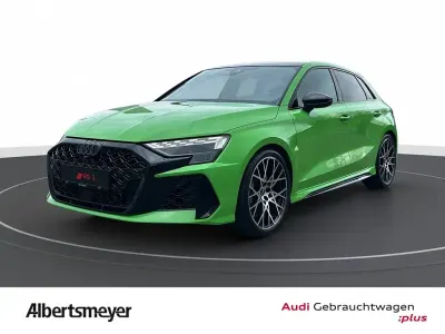 Gebraucht Audi RS3 Ambiente 400 PS (294 kW) 2025 Grün Limousine