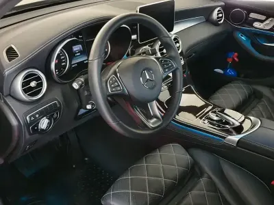 Gebraucht Mercedes GLC300 258 PS (189 kW) 2019 Schwarz SUV