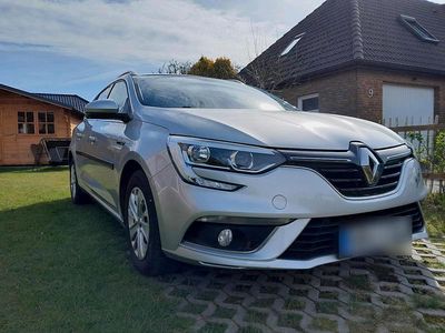Second-hand Renault Mégane GrandTour 110 CP (80 kW) 2017 Argintiu Break