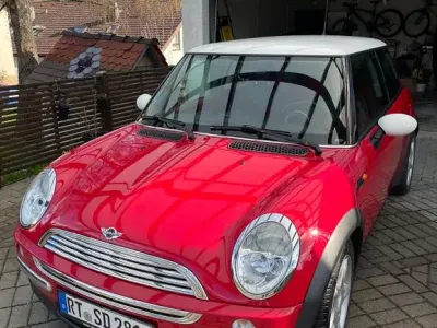 Usata Mini Cooper 116 CV (85 kW) 2001 Rosso Utilitaria