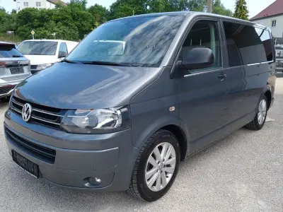 Gebraucht VW Multivan Startline 140 PS (102 kW) 2013 Grau Van / Kleinbus