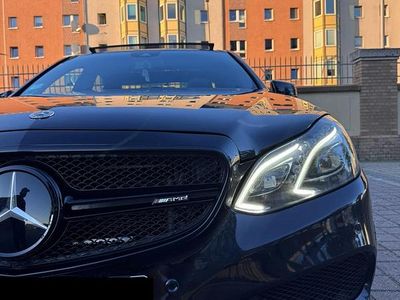 Schwarz Gebraucht 2014 Mercedes E300 AMG line Limousine | 16.999 € (Teuer)
