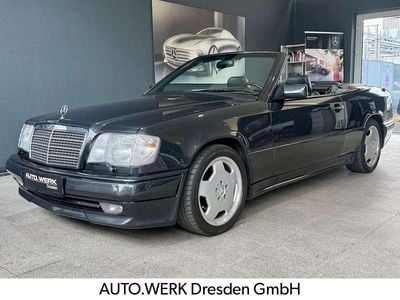Gebraucht Mercedes E320 AMG 220 PS (161 kW) 1994 Blauschwarz Cabrio
