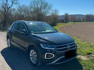 Gebraucht VW T-Roc 110 PS (80 kW) 2023 Schwarz SUV