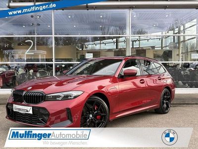 Gebraucht BMW 330e Sport Line 292 PS (214 kW) 2025 Fire red metallic (metallic) Kombi
