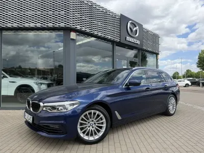 Gebraucht BMW 520 Sport Line 190 PS (139 kW) 2019 Blau Kombi