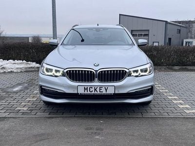 Gebraucht BMW 520 Performance 190 PS (139 kW) 2019 Glaciersilber metallic Kombi