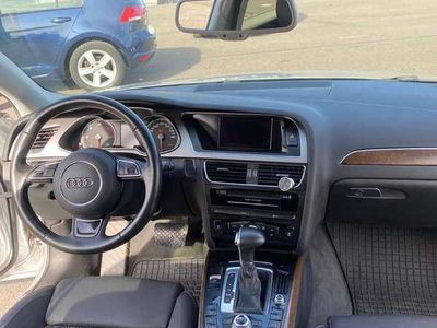 gebraucht Audi A4 Avant 2.0 TDI DPF multitronic Attraction