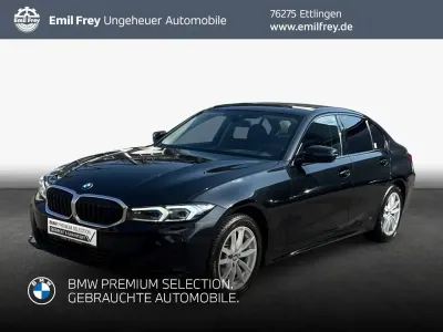 Gebraucht BMW 318 Sport Line 156 PS (114 kW) 2024 Black sapphire metallic Limousine