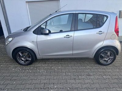Gebraucht Opel Agila 86 PS (63 kW) 2009 Silber Kleinwagen
