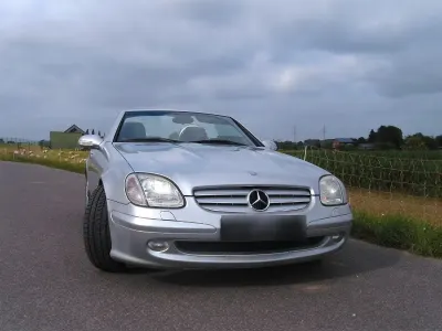 Usata Mercedes SLK200 163 CV (119 kW) 2002 Argento Cabrio