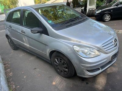 Mercedes B150