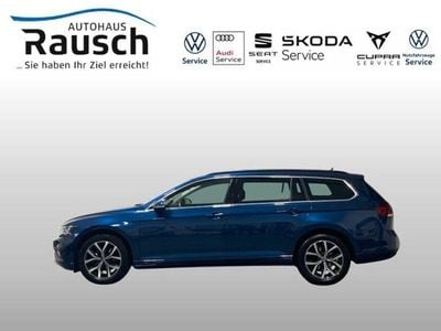 Usata VW Passat Business 200 CV (147 kW) 2022 Blu Station wagon