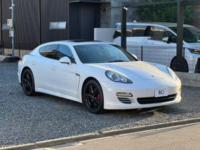 Porsche Panamera 4S