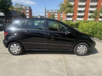 Mercedes B170