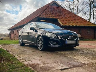 Gebraucht Volvo S60 330 PS (242 kW) 2011 Schwarz Limousine