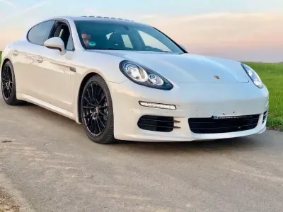 Gebraucht Porsche Panamera 250 PS (183 kW) 2014 Weiß Kleinwagen