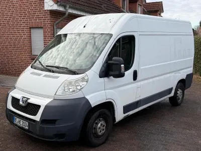 Gebraucht Peugeot Boxer 131 PS (96 kW) 2014 Weiß Van
