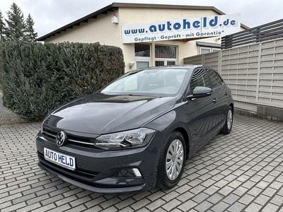 Gebraucht VW Polo Comfortline 95 PS (69 kW) 2021 Uranograu (metallic) Kleinwagen