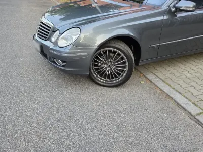 Gebraucht Mercedes 280 200 PS (147 kW) 2009 Grau Limousine