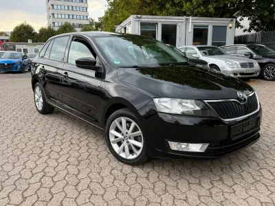 Gebraucht Skoda Rapid Elegance 122 PS (89 kW) 2014 Schwarz Kleinwagen