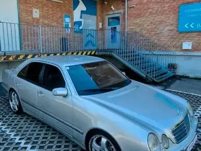 Używany Mercedes E430 370 KM (272 kW) 1999 Sedan/Limuzyna
