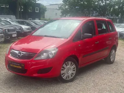 Gebraucht Opel Zafira Edition 94 PS (69 kW) 2009 Rot Van / Kleinbus