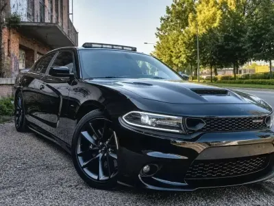 Gebraucht Dodge Charger 305 PS (224 kW) 2019 Schwarz Limousine