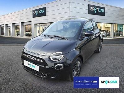 Gebraucht Fiat 500e Icon 86 kW (118 PS) 2022 Schwarz Limousine