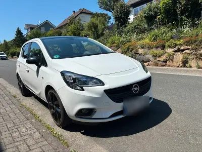 Gebraucht Opel Corsa Color Edition 101 PS (74 kW) 2017 Weiß Kleinwagen