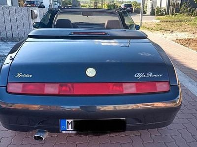 Schwarz Gebraucht 1995 Alfa Romeo Spider Cabrio | 6.500 €