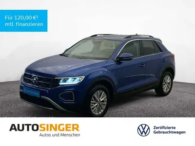 Gebraucht VW T-Roc Life 150 PS (110 kW) 2025 Ravennablau metallic SUV