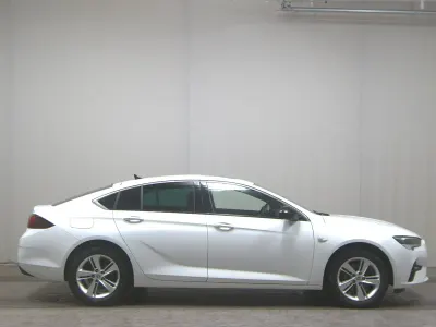 Brugt Opel Insignia Elegance 174 HK (127 kW) 2021 Hvid Sedan
