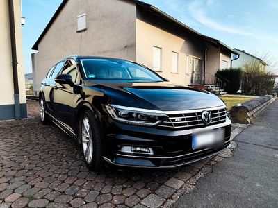 Second-hand VW Passat 239 CP (175 kW) 2016 Negru Break