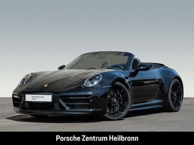 Porsche 911 Carrera 4 GTS