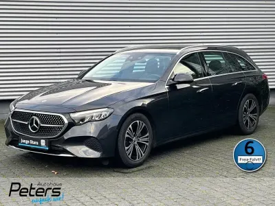 Gebraucht Mercedes E220 Avantgarde 197 PS (144 kW) 2024 Graphitgrau Kombi