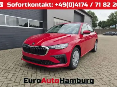 Neu Skoda Scala Selection 116 PS (85 kW) 2026 Velvet rot metallic Kleinwagen