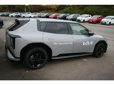 Gebraucht Kia EV4 GT-Line 150 kW (204 PS) 2025 Wolfgrau metallic (metallic) Limousine